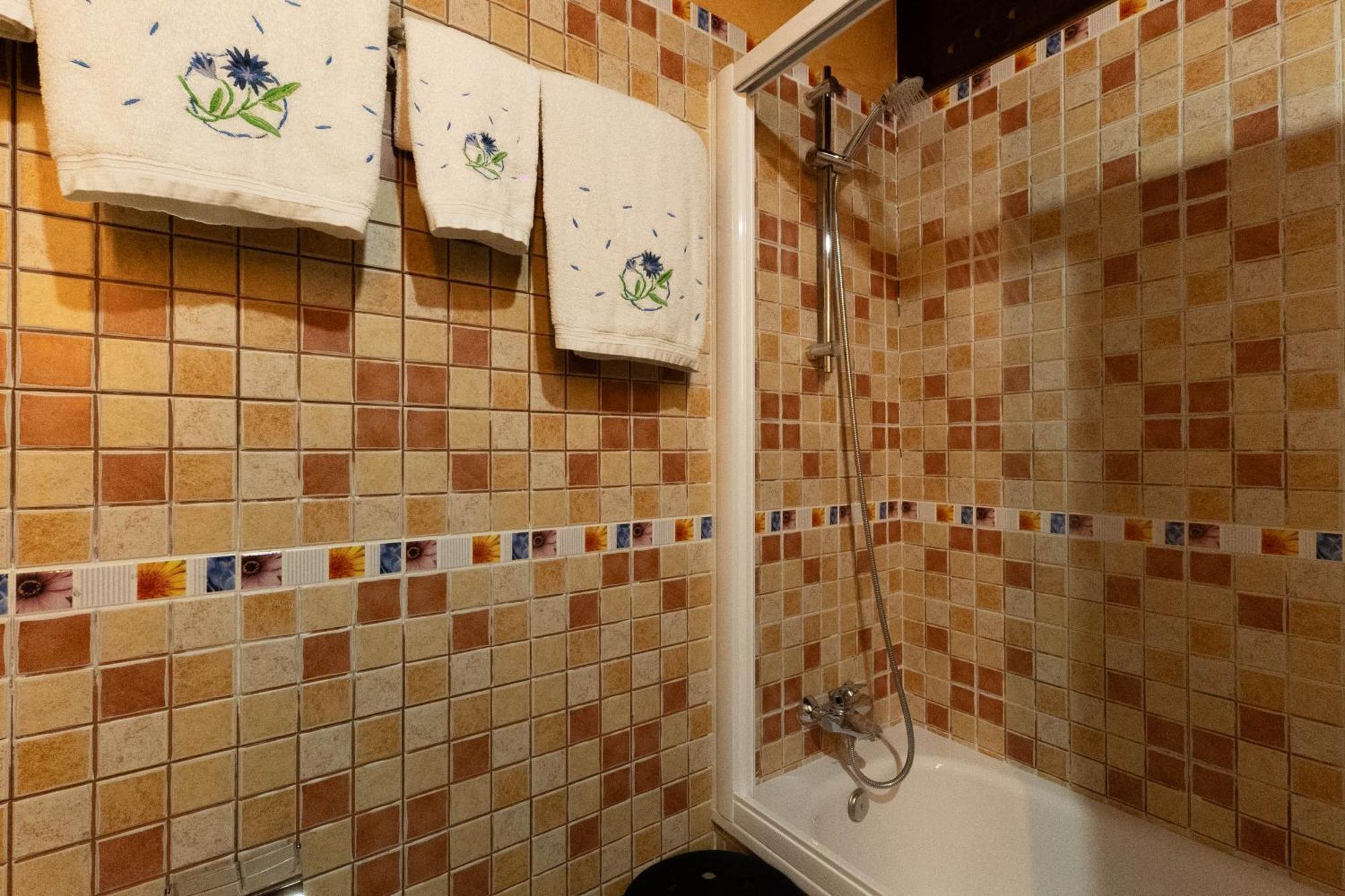 Apartamentos Rurales San Feliz Пола де Лена Екстериор снимка