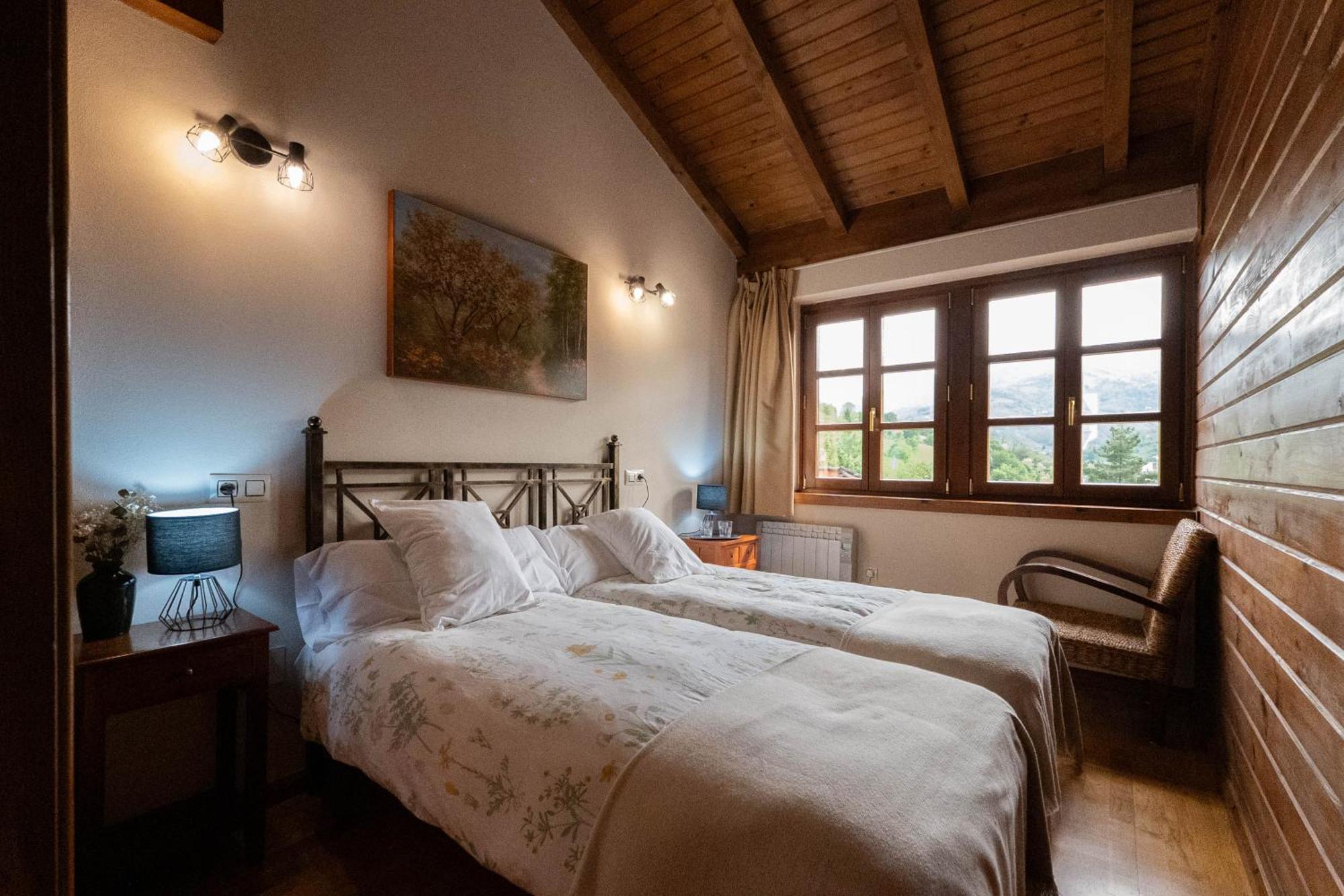 Apartamentos Rurales San Feliz Пола де Лена Екстериор снимка