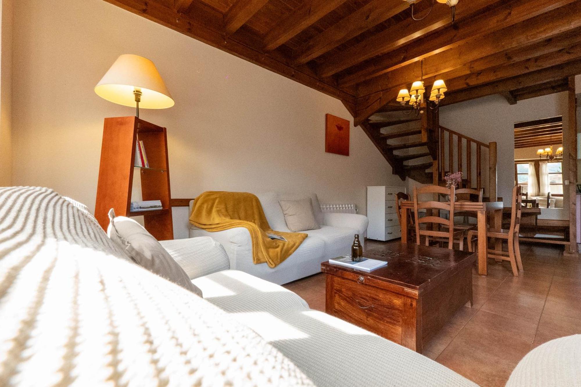 Apartamentos Rurales San Feliz Пола де Лена Екстериор снимка